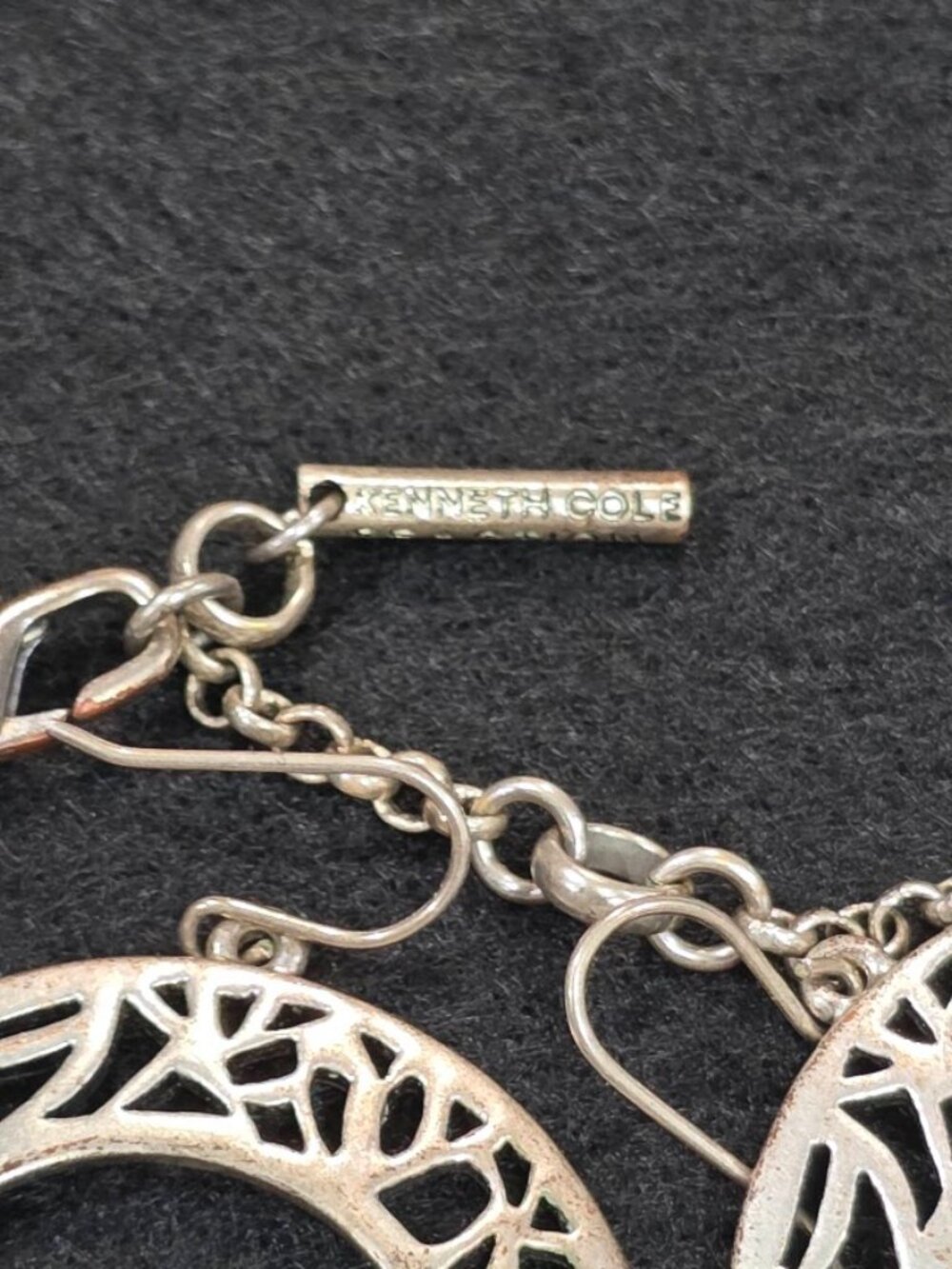 Kenneth Cole Reaction Abalone Shell Jewelry Set - Picture 4 of 4
